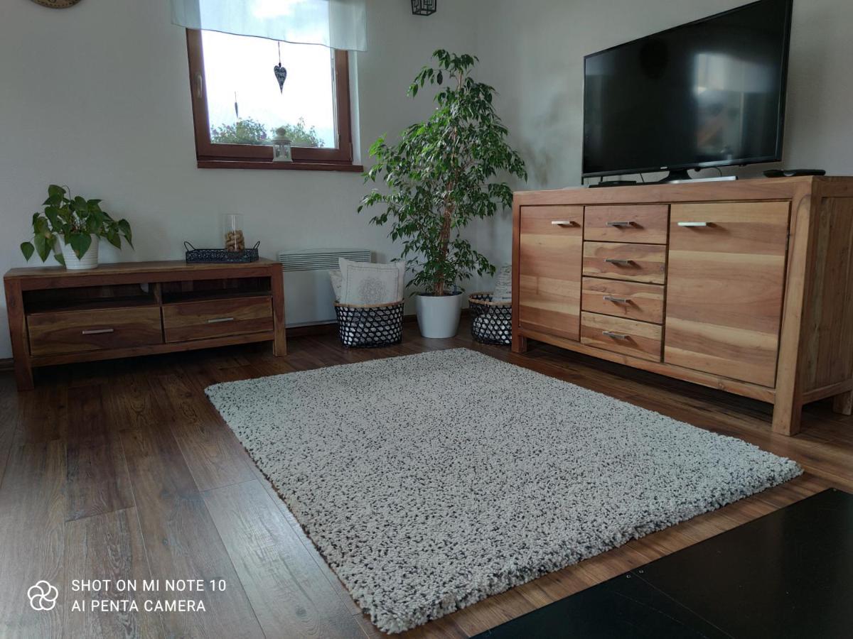 Mj Vila Stará Lesná Exteriör bild